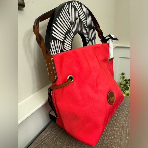 Dooney & Bourke shoulder bag - Picture 9 of 13